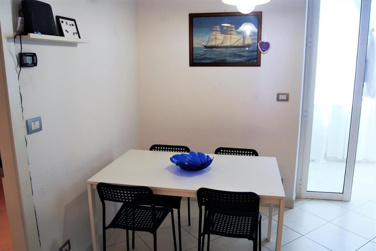 Appartement Costa Del Molo - Casa E Lavoro à Vado Ligure Extérieur photo