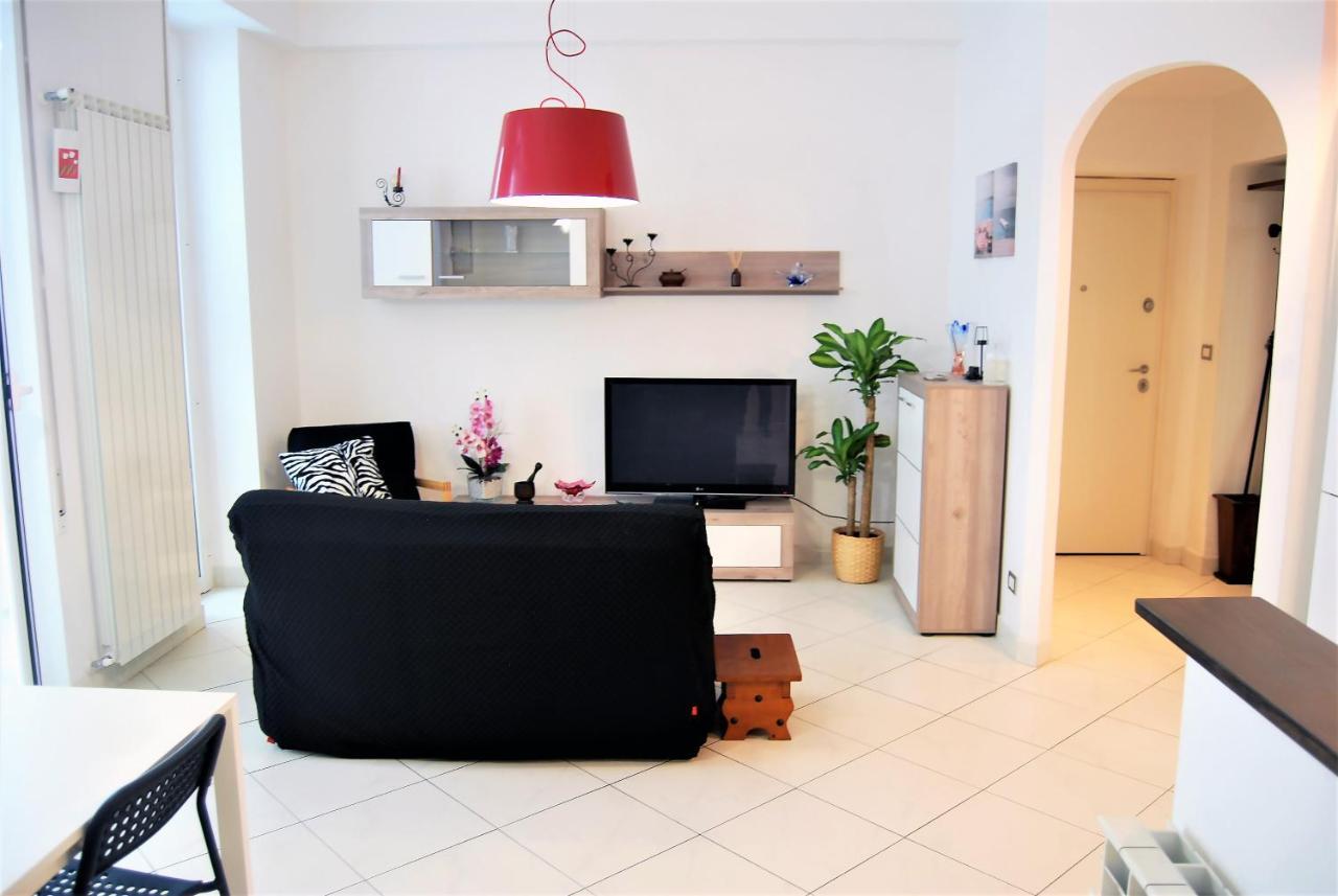 Appartement Costa Del Molo - Casa E Lavoro à Vado Ligure Extérieur photo